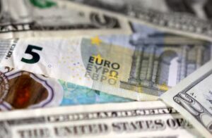 Уход от доллара продолжается по всему миру