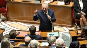 Деловая активность в еврозоне растёт самыми быстрыми темпами за последние 16 месяцев, несмотря на спад во Франции