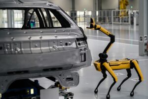 Заводы могут вернуться в США. А вот рабочие места — не очень