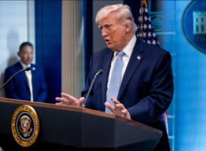 />Bloomberg выяснил, зачем Трампу иранская нефть