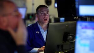 Индексы S&P 500 и Nasdaq установили новые рекорды, развеяв опасения по поводу войны