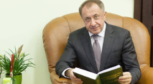 Богдан Данилишин о падении ВВП, черте выживания и новом экономическом курсе