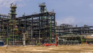 Крупнейший нефтеперерабатывающий завод Нигерии работает на полную мощность, обеспечивая топливом Европу
